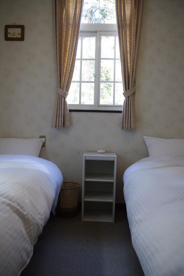 Bed and Breakfast Sunny Side Hut à Hakuba Extérieur photo